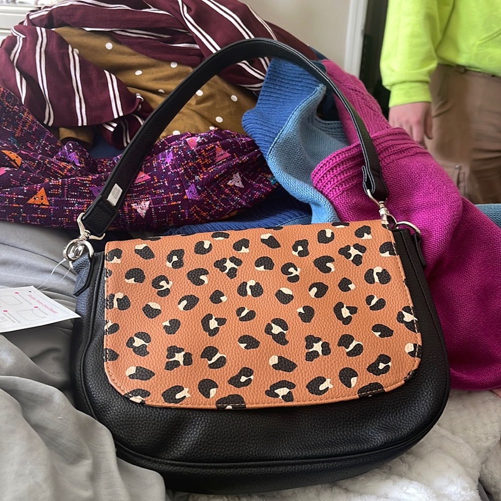 Cheetah thirty one bag